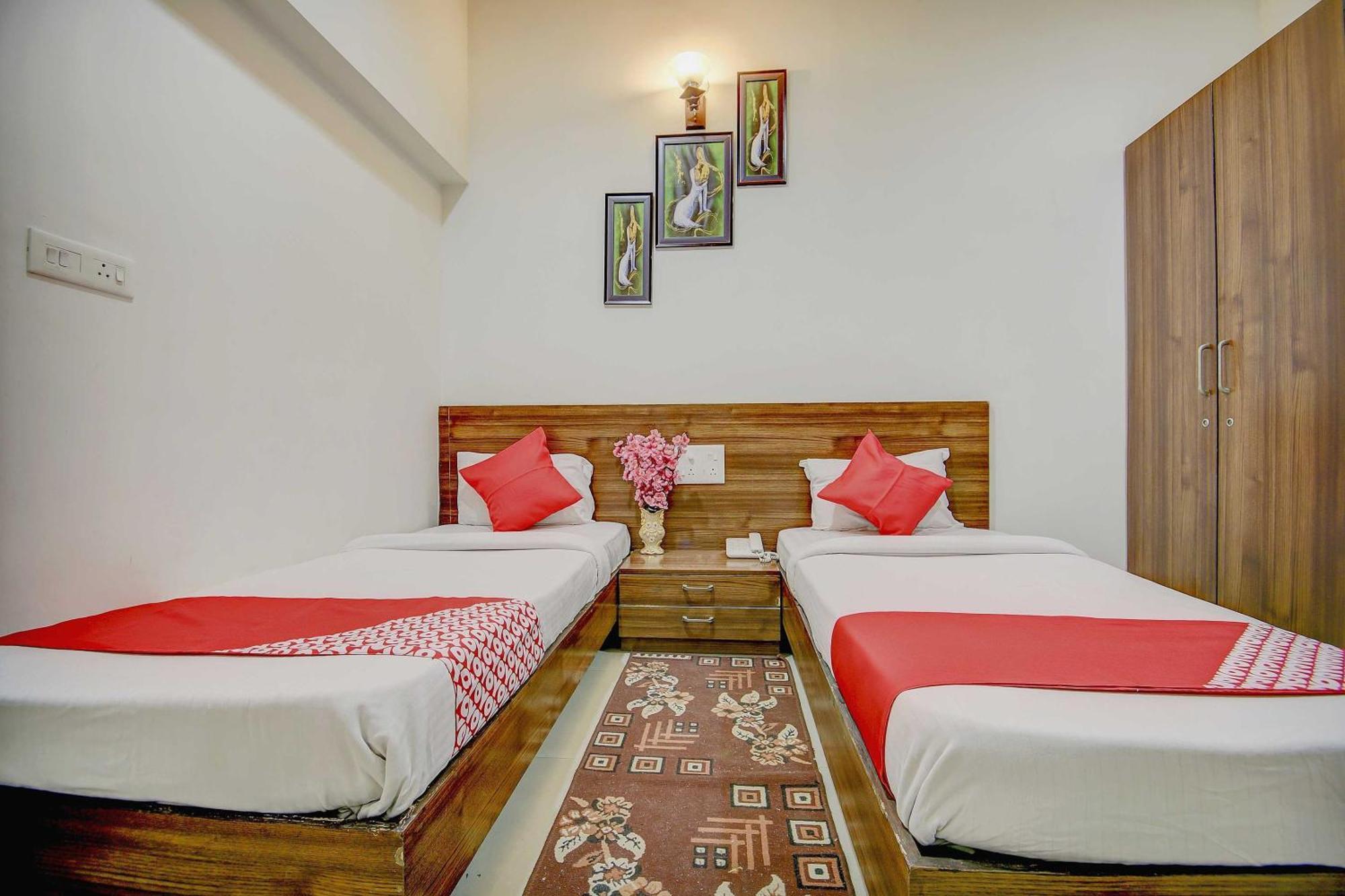 Hotel O Plus Corporate One Khapa  Exterior photo
