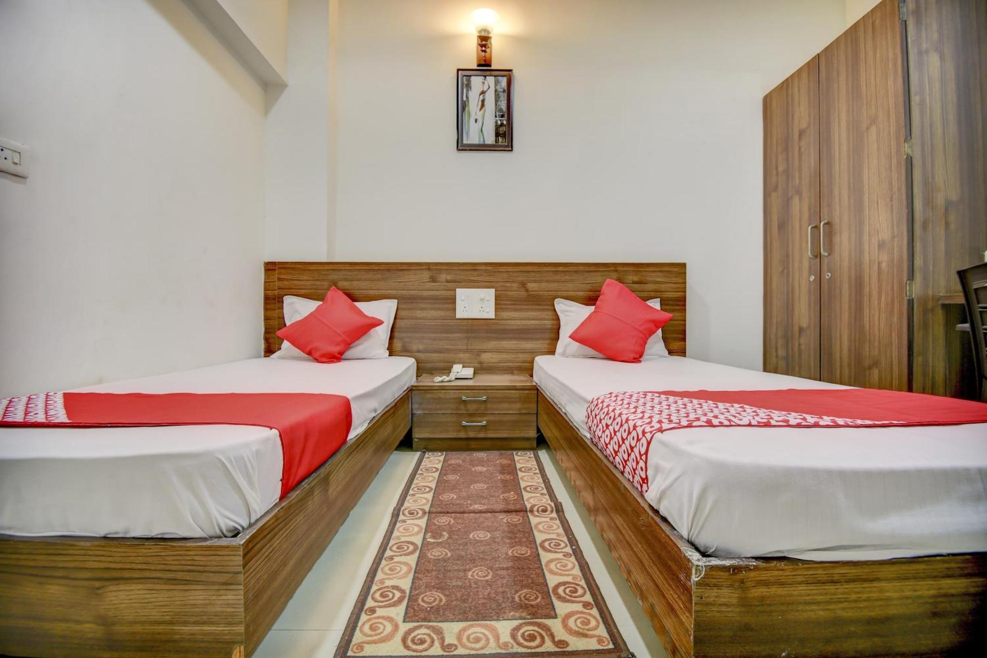 Hotel O Plus Corporate One Khapa  Exterior photo